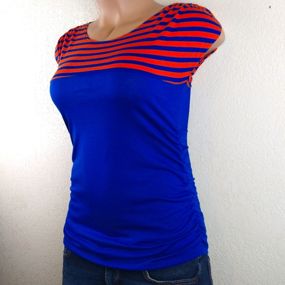 Striped maternity top - Picture 4 of 5